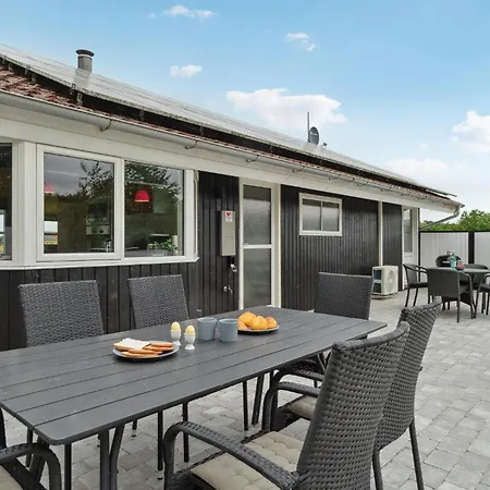 펜션 Lovely In Glesborg With House Sea View Bønnerup Strand